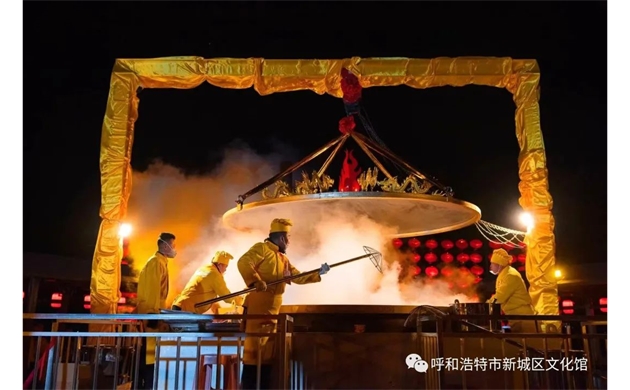 百年民俗龙灯节 万人共庆二月二